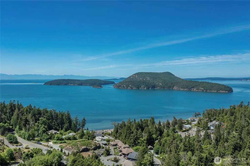 4114 Ellisport Place Anacortes WA 98221