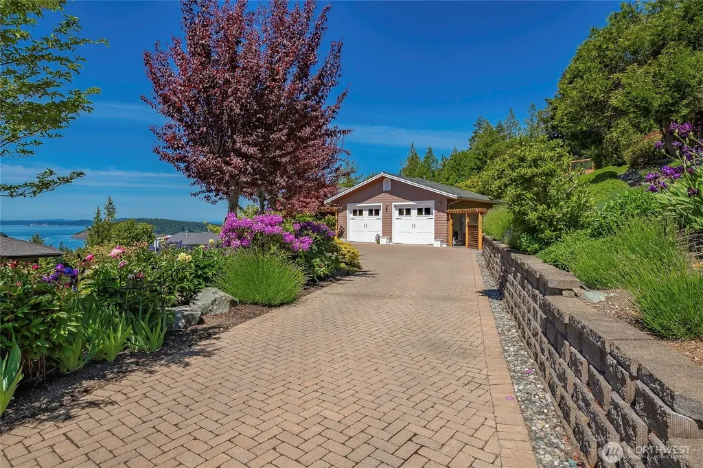 4114 Ellisport Place Anacortes WA 98221