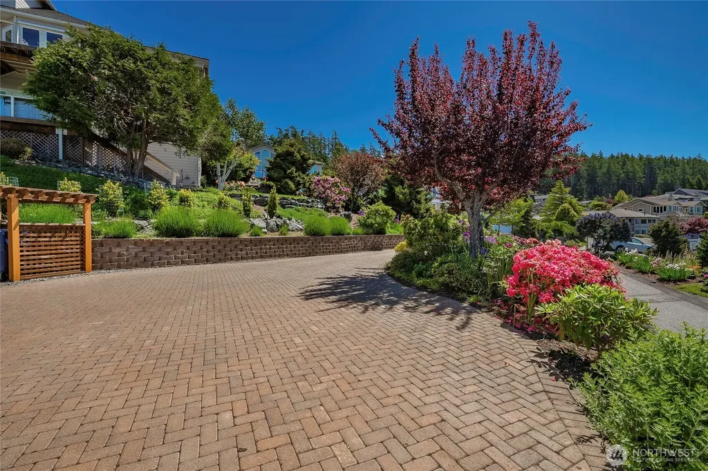 4114 Ellisport Place Anacortes WA 98221