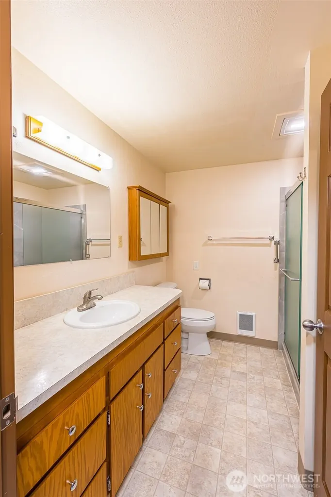 1301 S Third Avenue Sequim WA 98382