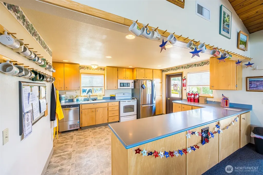 1301 S Third Avenue Sequim WA 98382