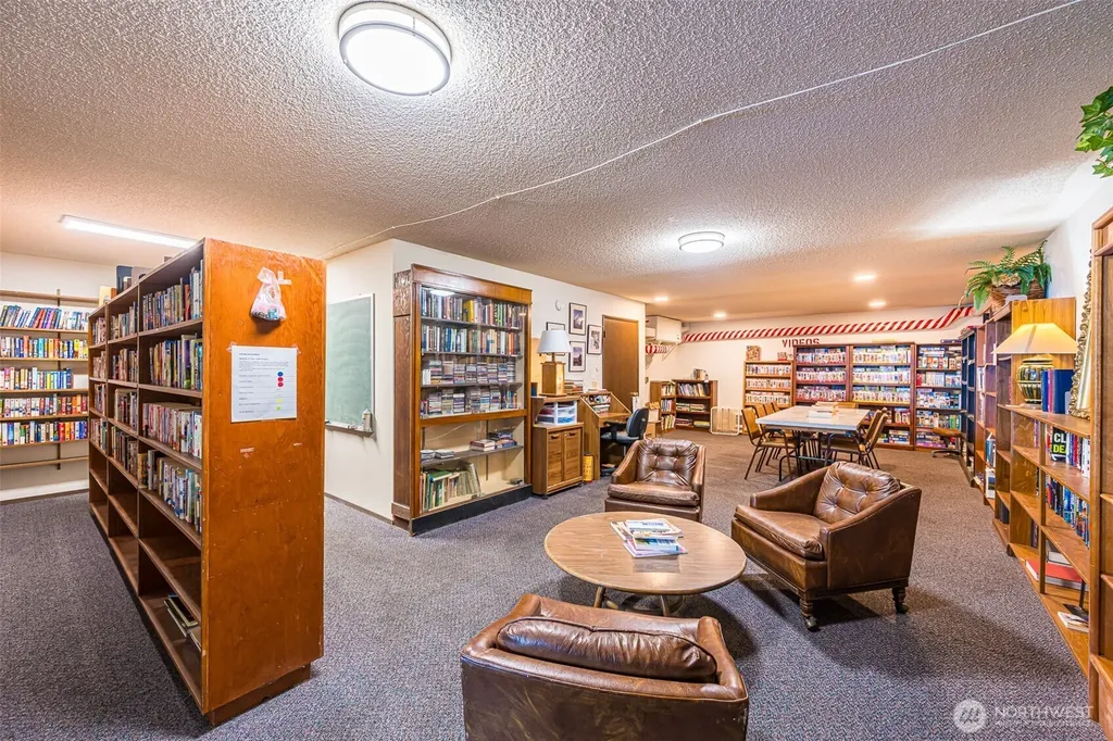 1301 S Third Avenue Sequim WA 98382