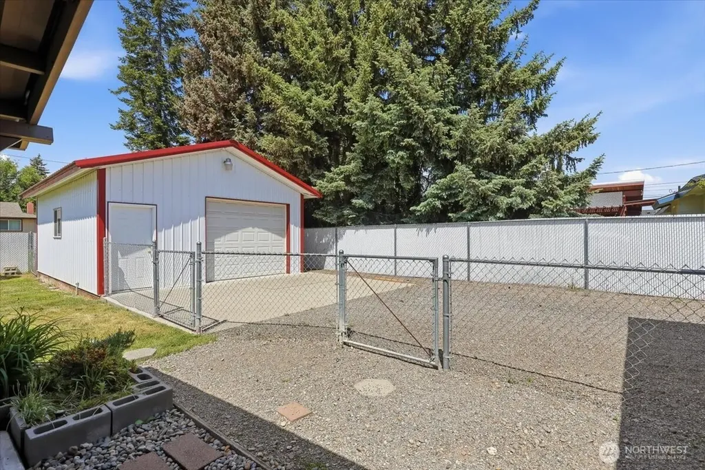 1715 N Herald Road Spokane Valley WA 99206