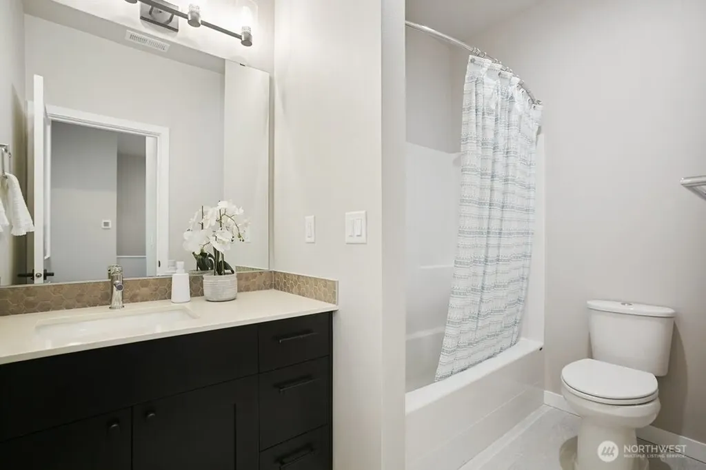 1058 Cabin Creek Lane SW Issaquah WA 98027