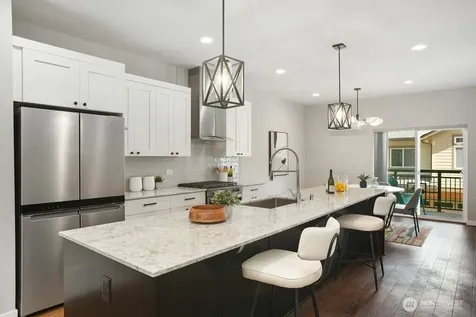 1058 Cabin Creek Lane SW Issaquah WA 98027