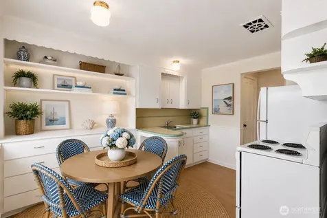 3604 Beach Drive SW Seattle WA 98116