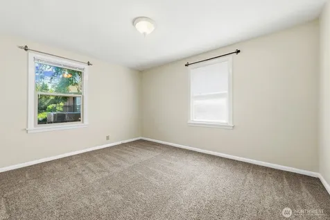 3604 Beach Drive SW Seattle WA 98116