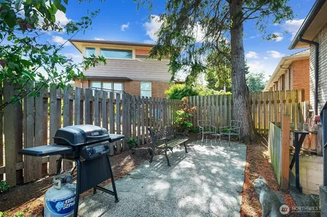 3604 Beach Drive SW Seattle WA 98116