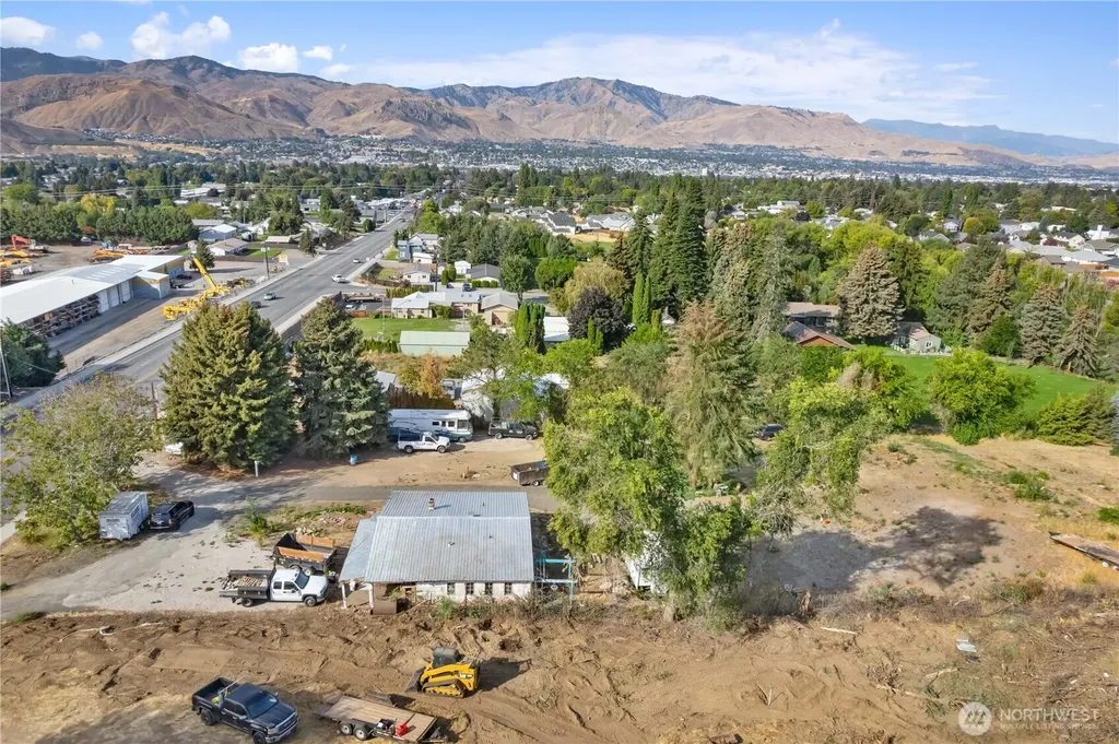 1981 Grant Road East Wenatchee WA 98802