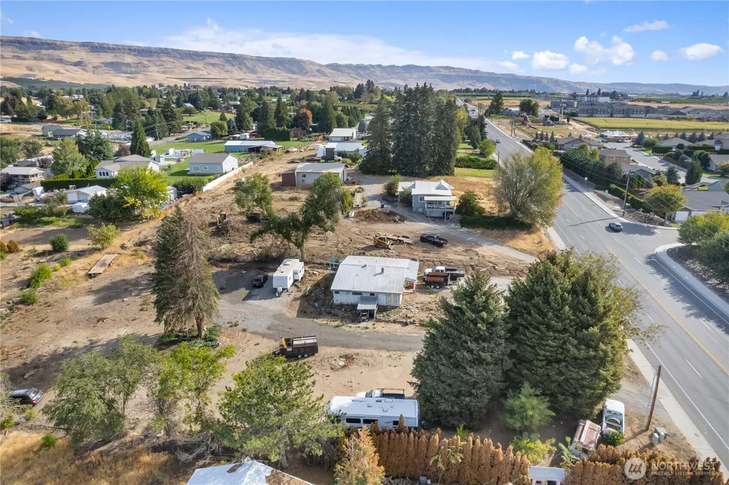1981 Grant Road East Wenatchee WA 98802