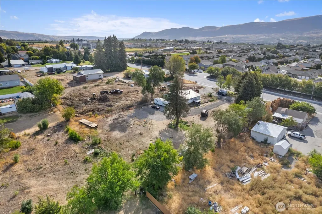 1981 Grant Road East Wenatchee WA 98802