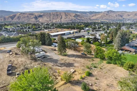 1981 Grant Road East Wenatchee WA 98802