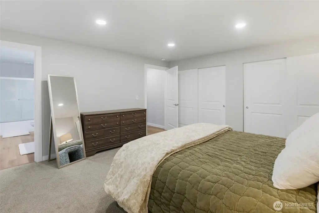3231 N Narrows Drive Tacoma WA 98407