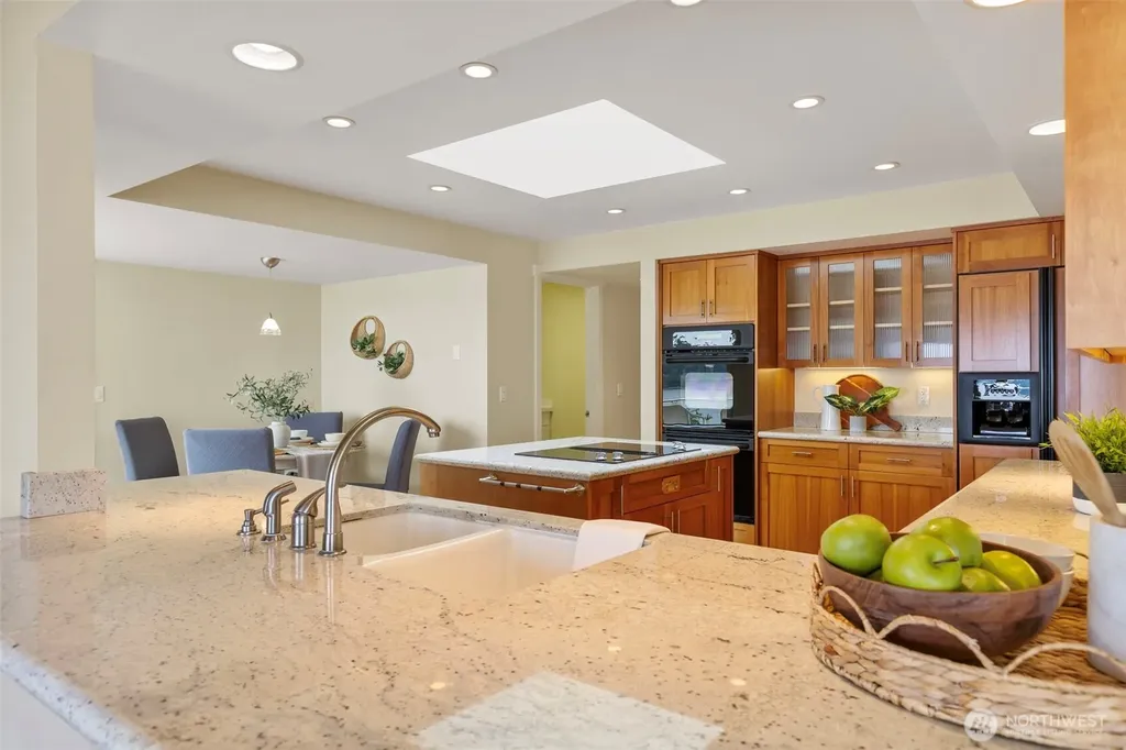 211 Montgomery Lane Port Ludlow WA 98365