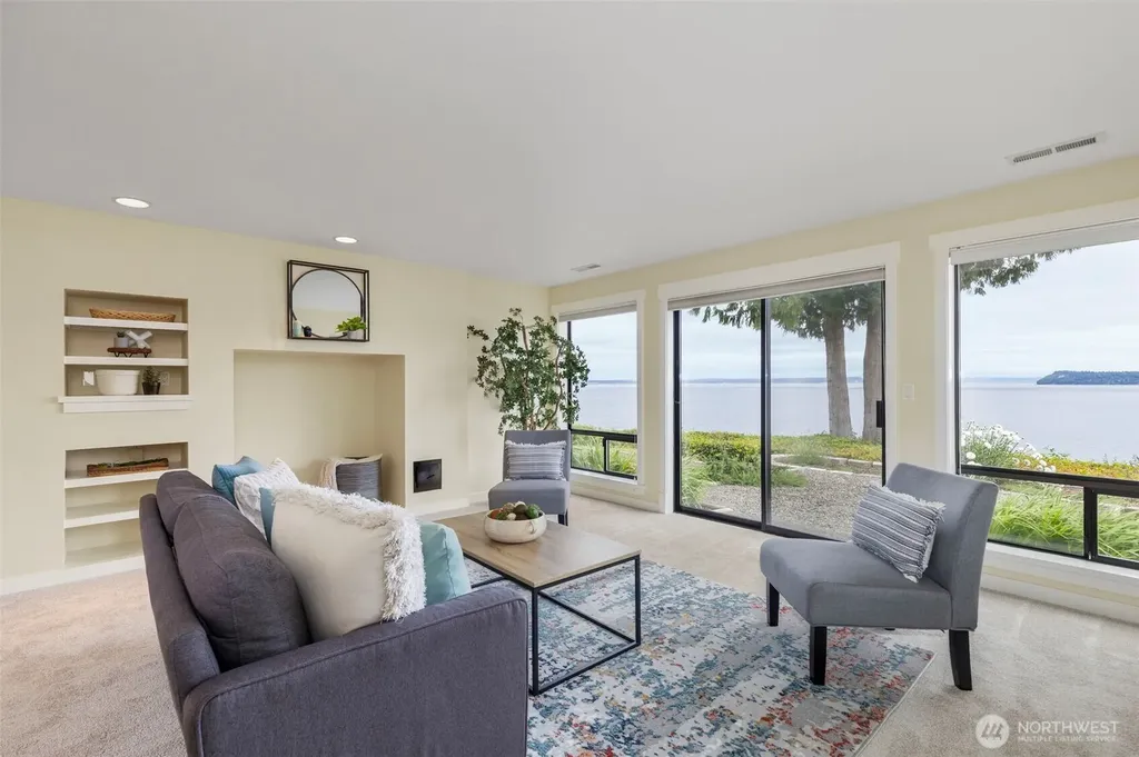 211 Montgomery Lane Port Ludlow WA 98365