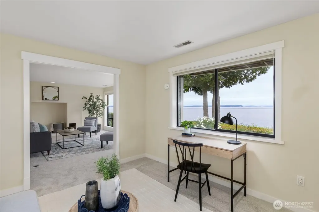 211 Montgomery Lane Port Ludlow WA 98365