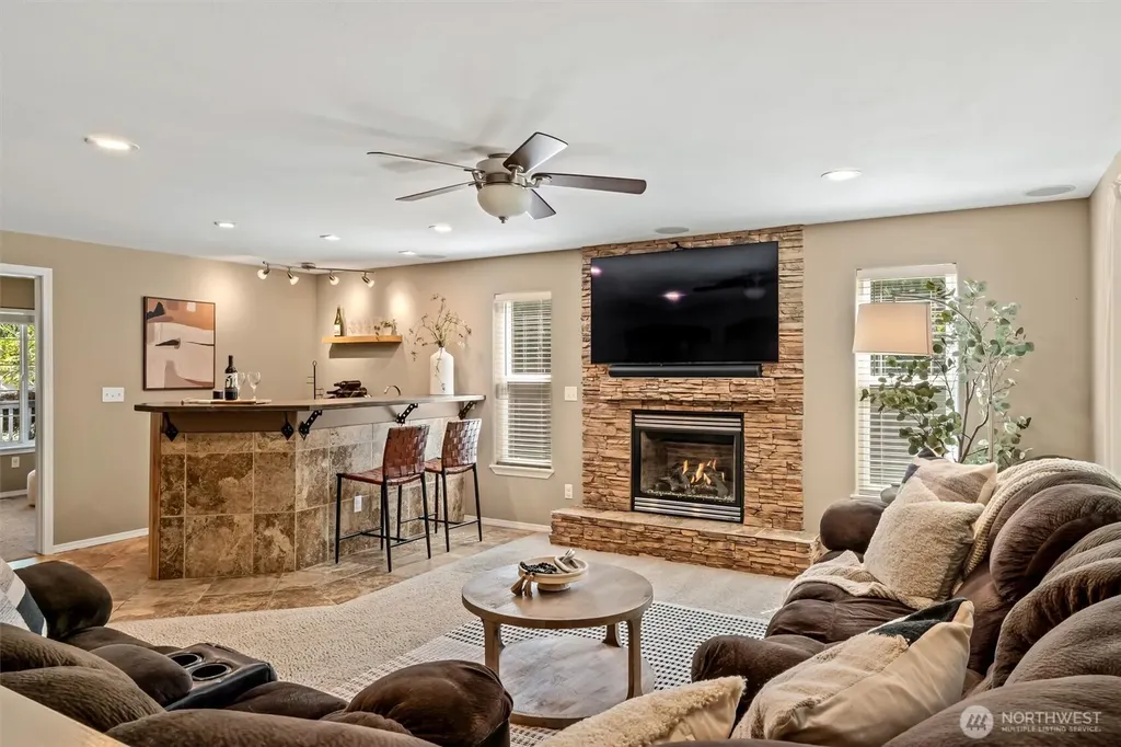 25700 46th Avenue NE Arlington WA 98223