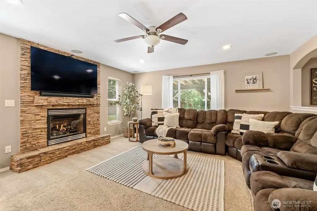 25700 46th Avenue NE Arlington WA 98223