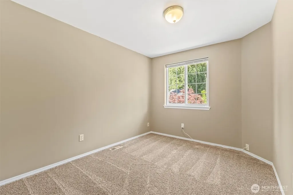 25700 46th Avenue NE Arlington WA 98223