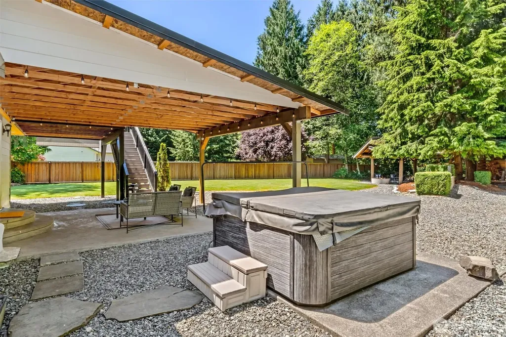 25700 46th Avenue NE Arlington WA 98223