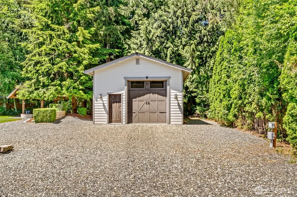 25700 46th Avenue NE Arlington WA 98223