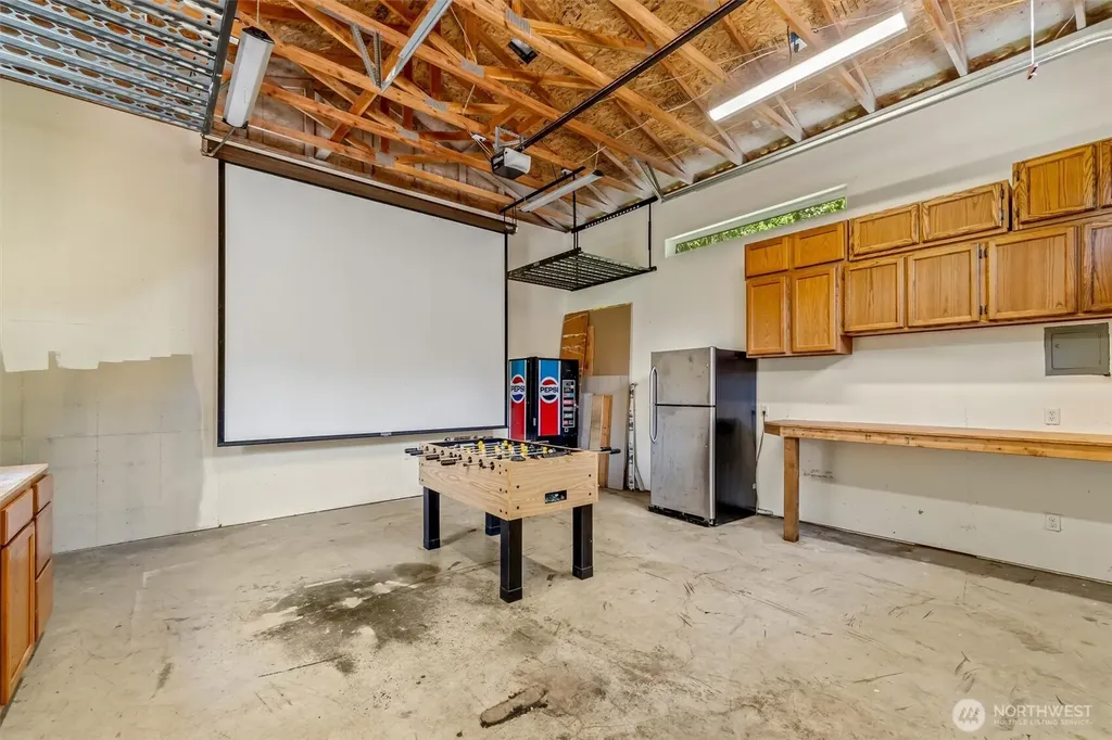 25700 46th Avenue NE Arlington WA 98223