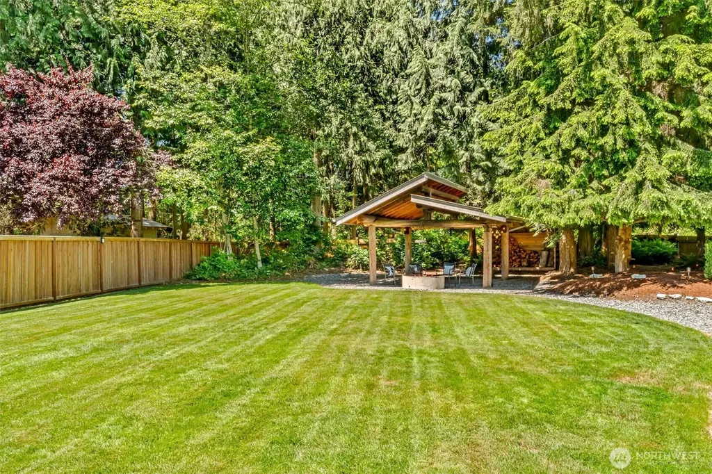 25700 46th Avenue NE Arlington WA 98223