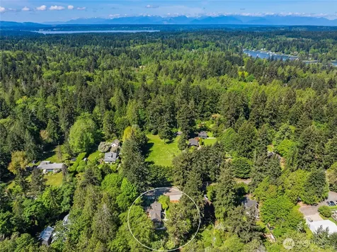 14268 N Madison Avenue NE Bainbridge Island WA 98110