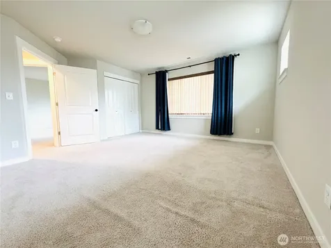 28041 14th Court S Federal Way WA 98003