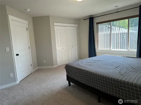 28041 14th Court S Federal Way WA 98003