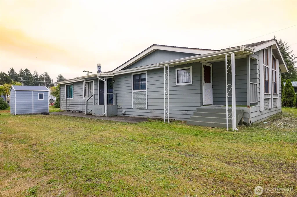 1845 S Montesano Street Westport WA 98595