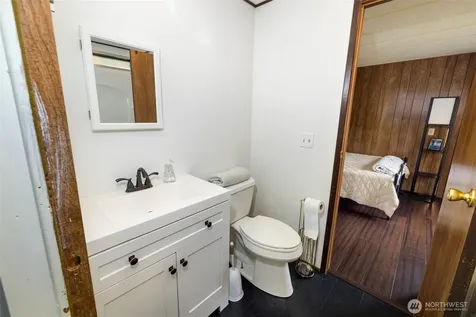 1845 S Montesano Street Westport WA 98595