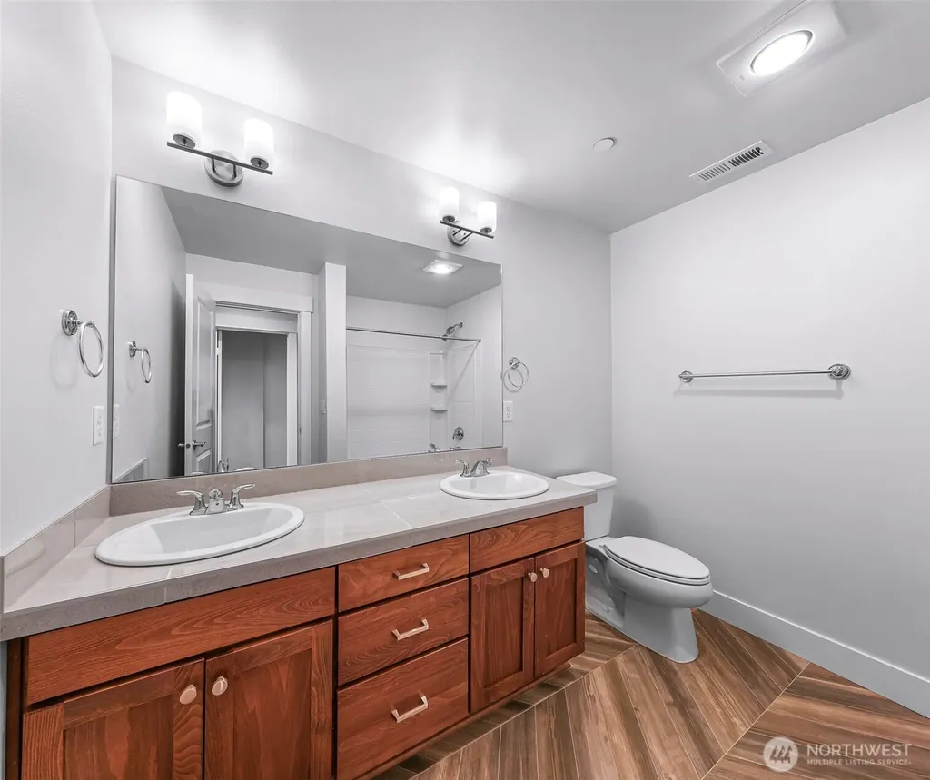 26728 NE Walden Way Duvall WA 98019
