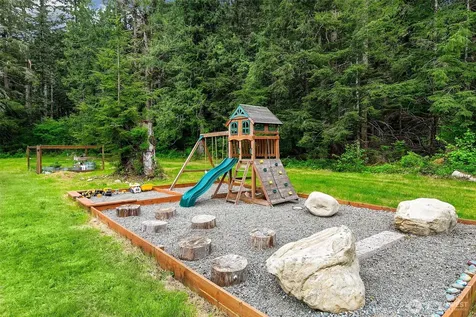 7538 Moon Valley Road SE North Bend WA 98045