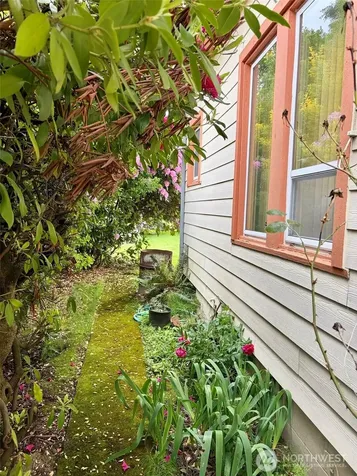 605 Morris Avenue S Renton WA 98057