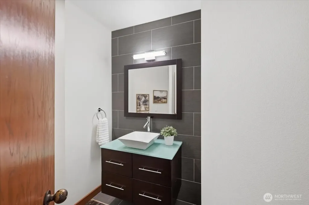 9418 Odin Way Bothell WA 98011