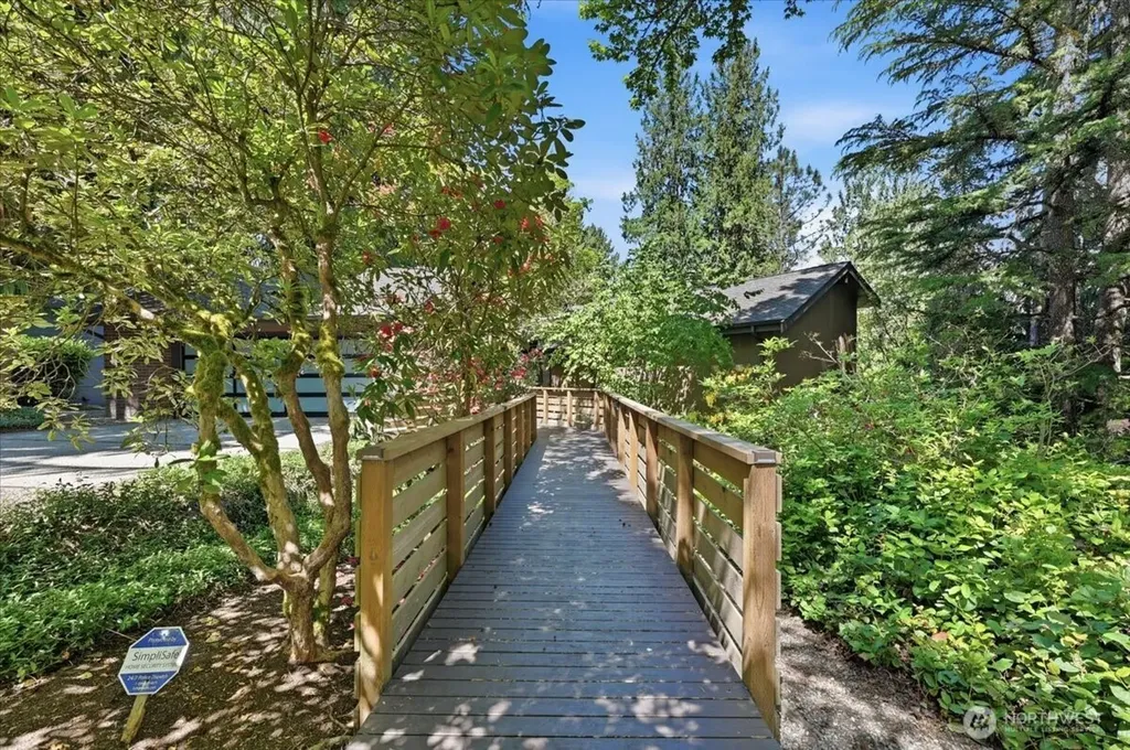 9418 Odin Way Bothell WA 98011