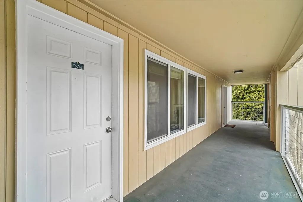 101 SW 119th Street Seattle WA 98146