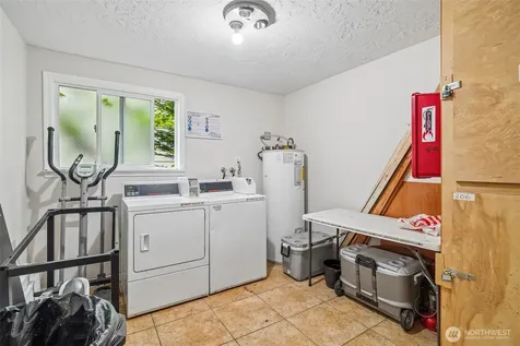 101 SW 119th Street Seattle WA 98146