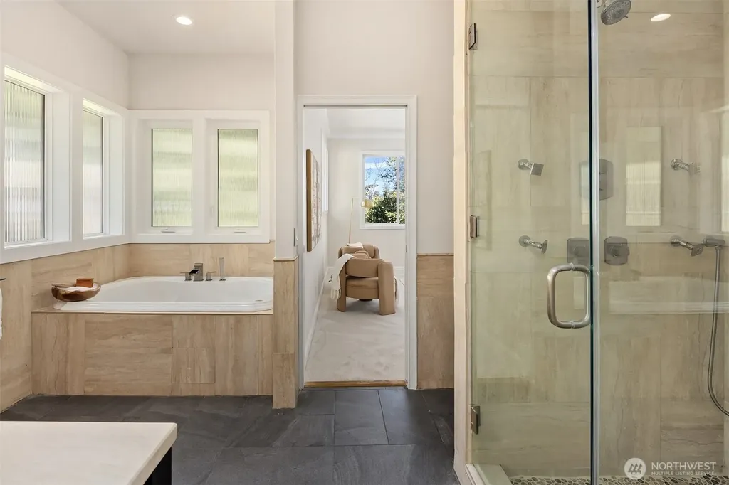 5546 159th Place SE Bellevue WA 98006