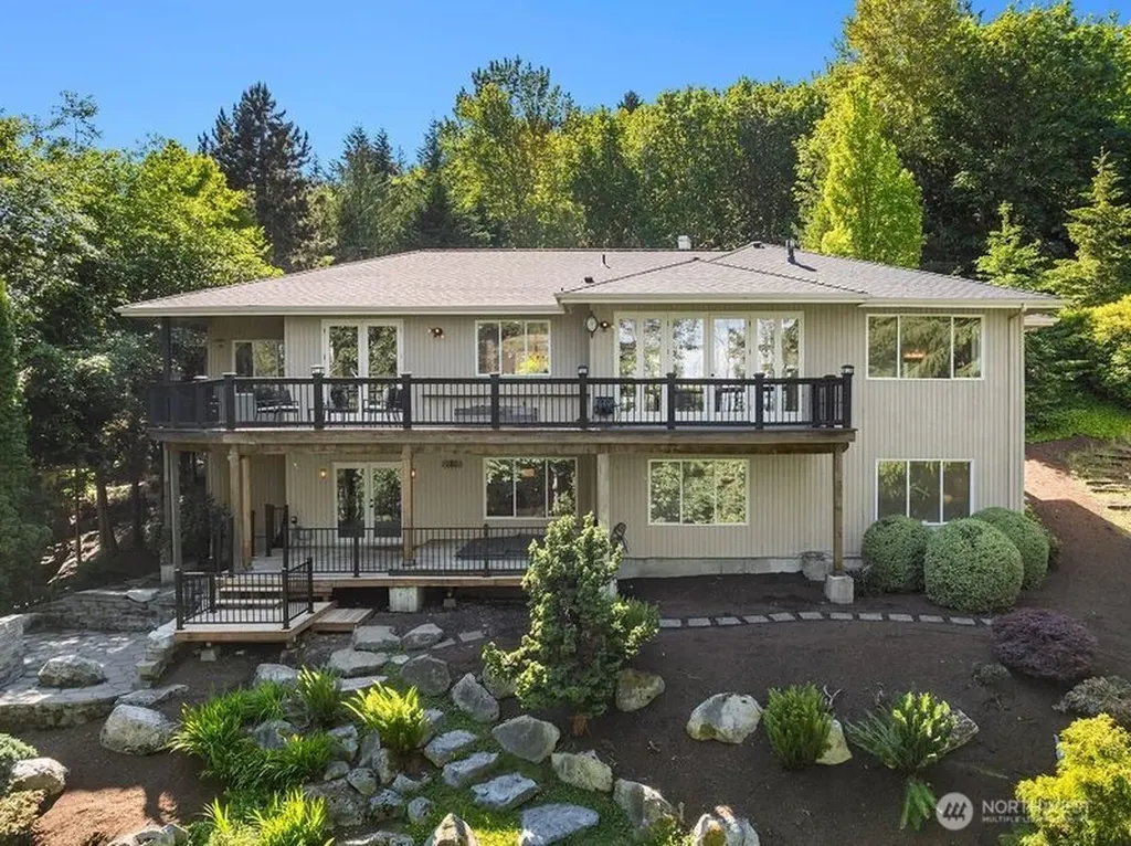 5546 159th Place SE Bellevue WA 98006
