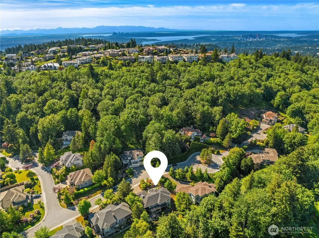 5546 159th Place SE Bellevue WA 98006