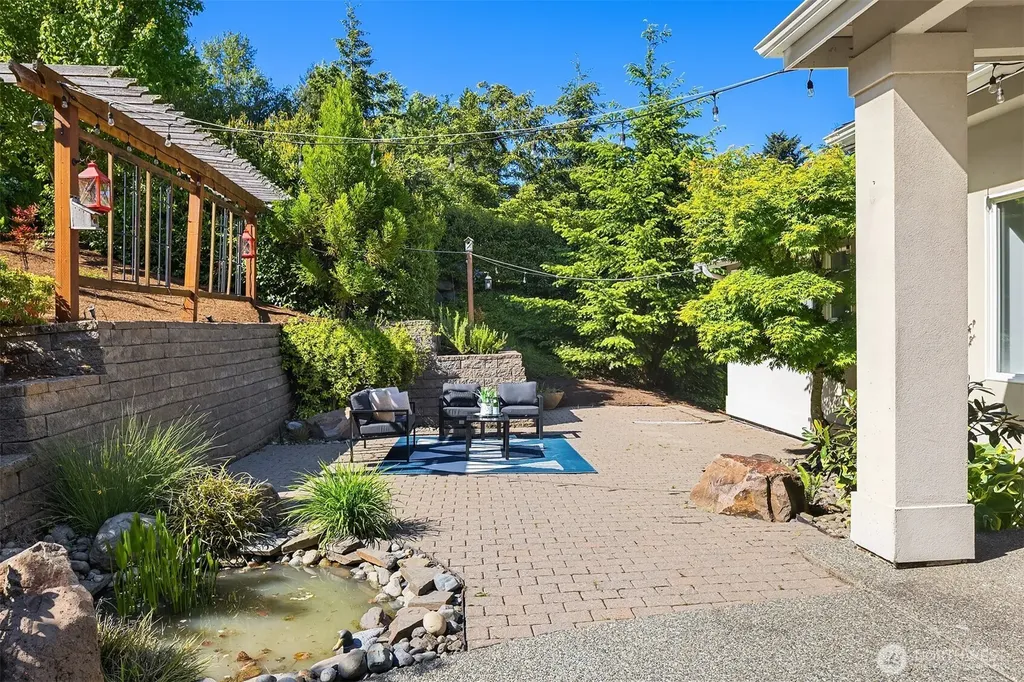 5546 159th Place SE Bellevue WA 98006