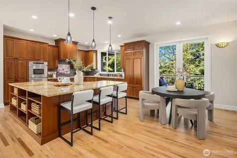 5546 159th Place SE Bellevue WA 98006