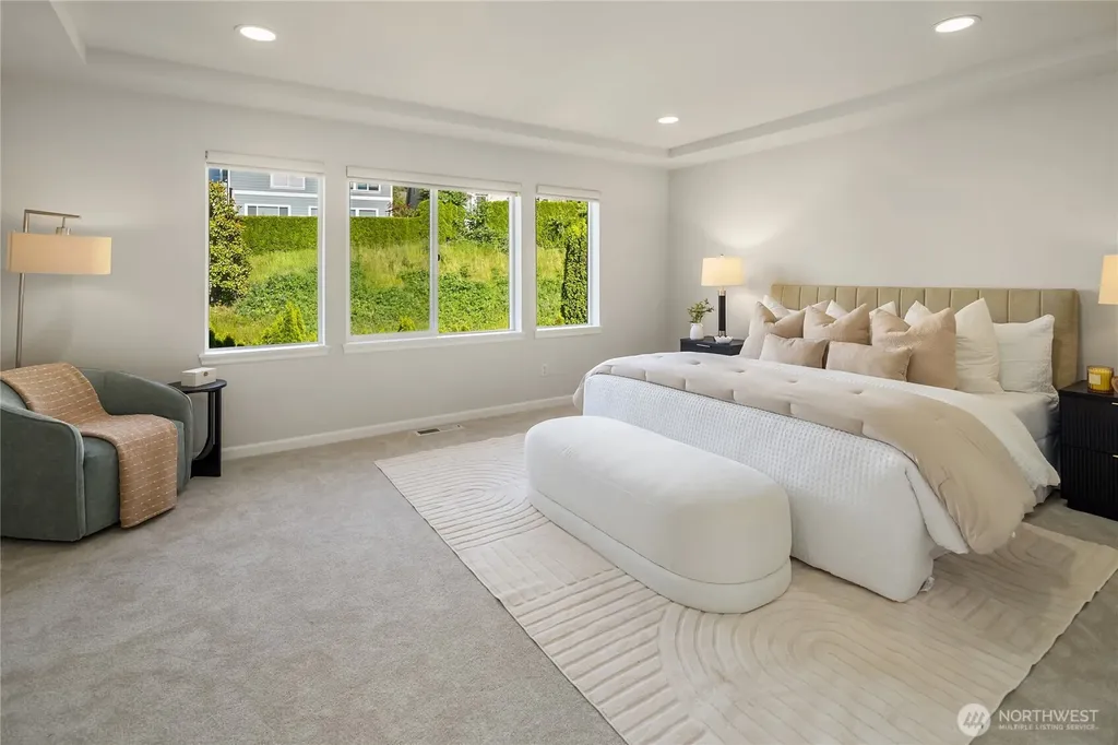 2496 33rd Avenue NE Issaquah WA 98029