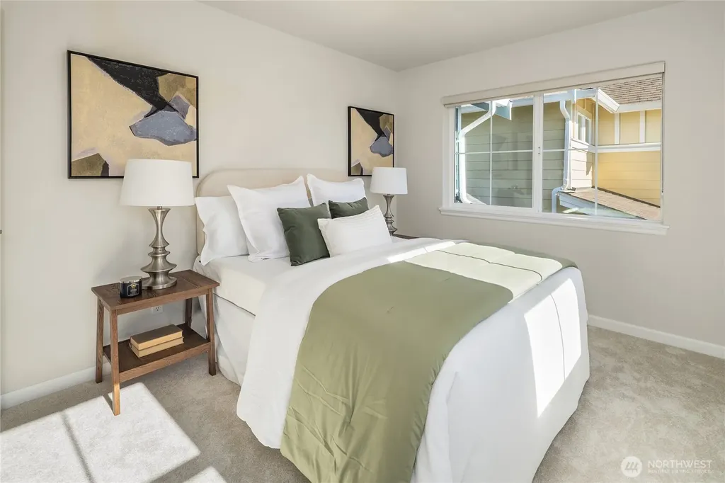 2496 33rd Avenue NE Issaquah WA 98029