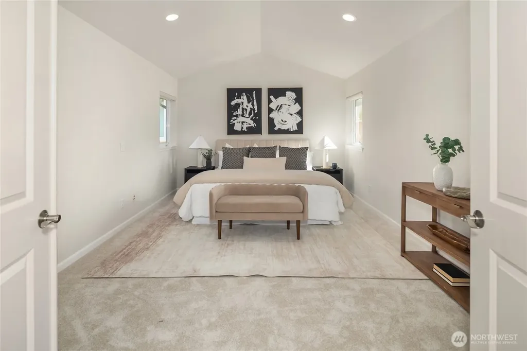 2496 33rd Avenue NE Issaquah WA 98029