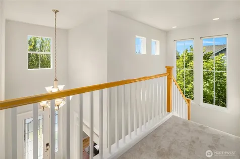 2496 33rd Avenue NE Issaquah WA 98029