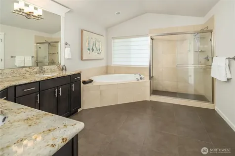 2496 33rd Avenue NE Issaquah WA 98029