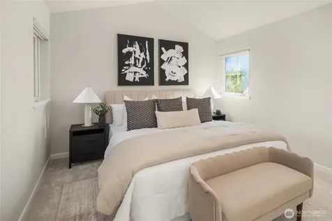 2496 33rd Avenue NE Issaquah WA 98029